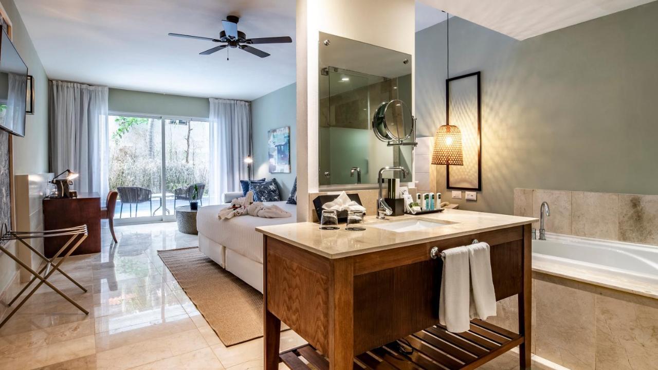 Be Live Collection Punta Cana Adults Only Экстерьер фото Suite at the Hotel